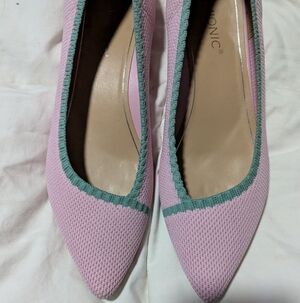 Vionic Size 8 Dahlia Knit Pink With Green Accent Trim Pointed Toe Slip-on Flats